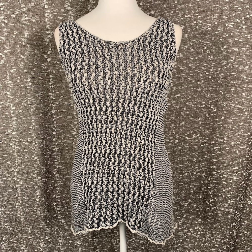 Cabi Black/White Oreo Tape Yarn Knit Tank Top Style #488 Boho Women's Medium